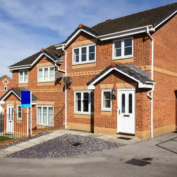 Scenarios 4 Image of UK home - Faulkners scenarios Eastbourne